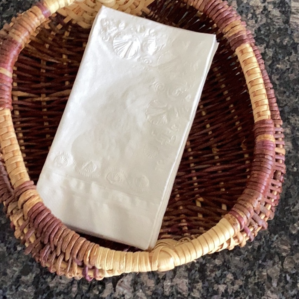 TWO RUSTIC HANDMADE BASKETS - Picture 8 of 11